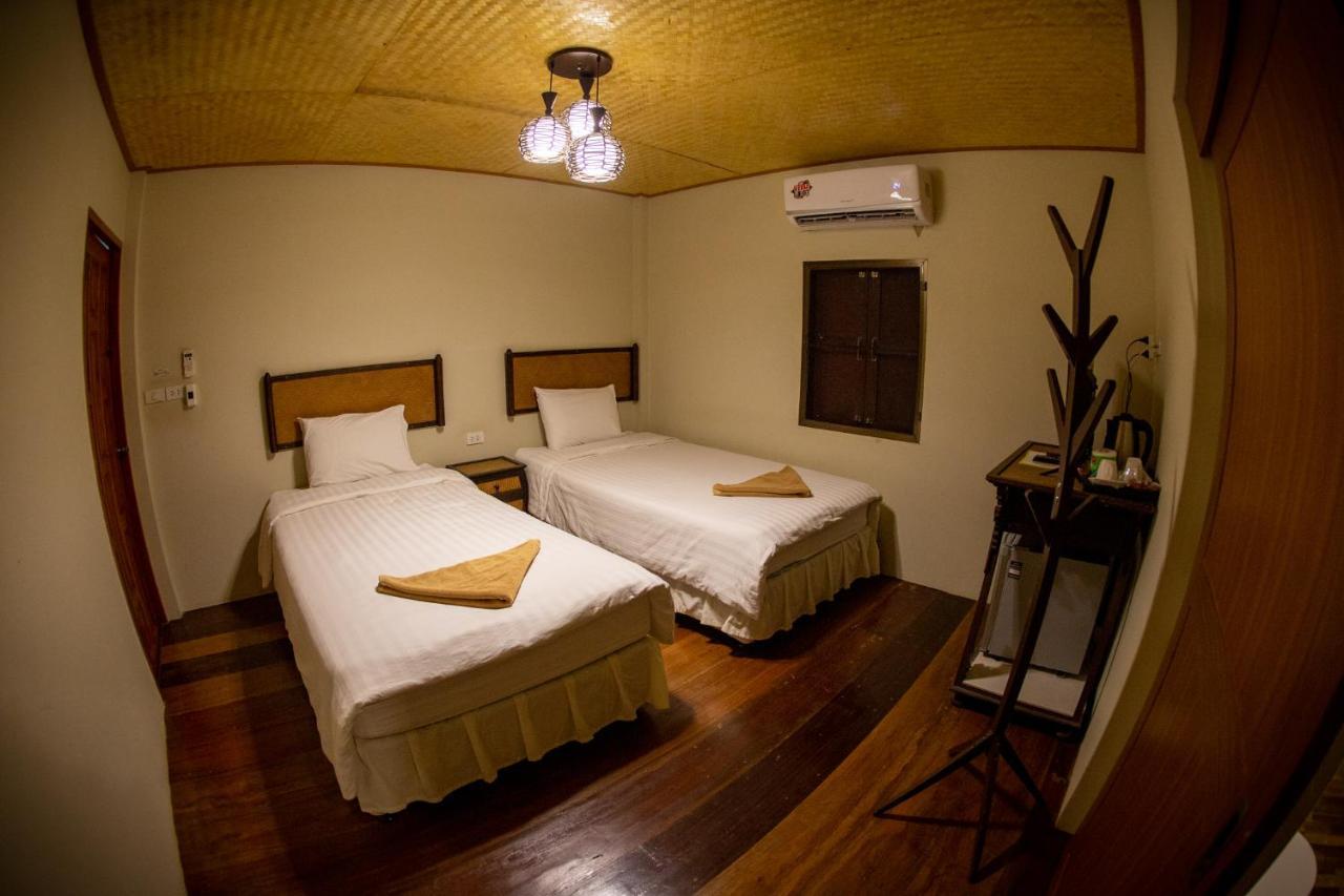 Ruan Kanchanok Pak Chong Exterior foto